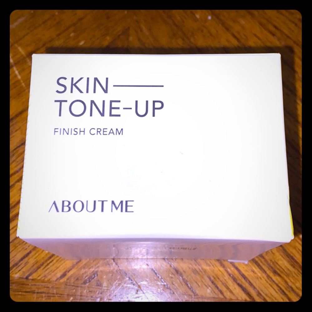 Skin Tone Up Finish Cream